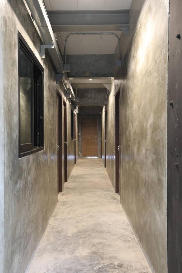 Captain Joe Cafe & Hostel Hua Hin Ngoại thất bức ảnh