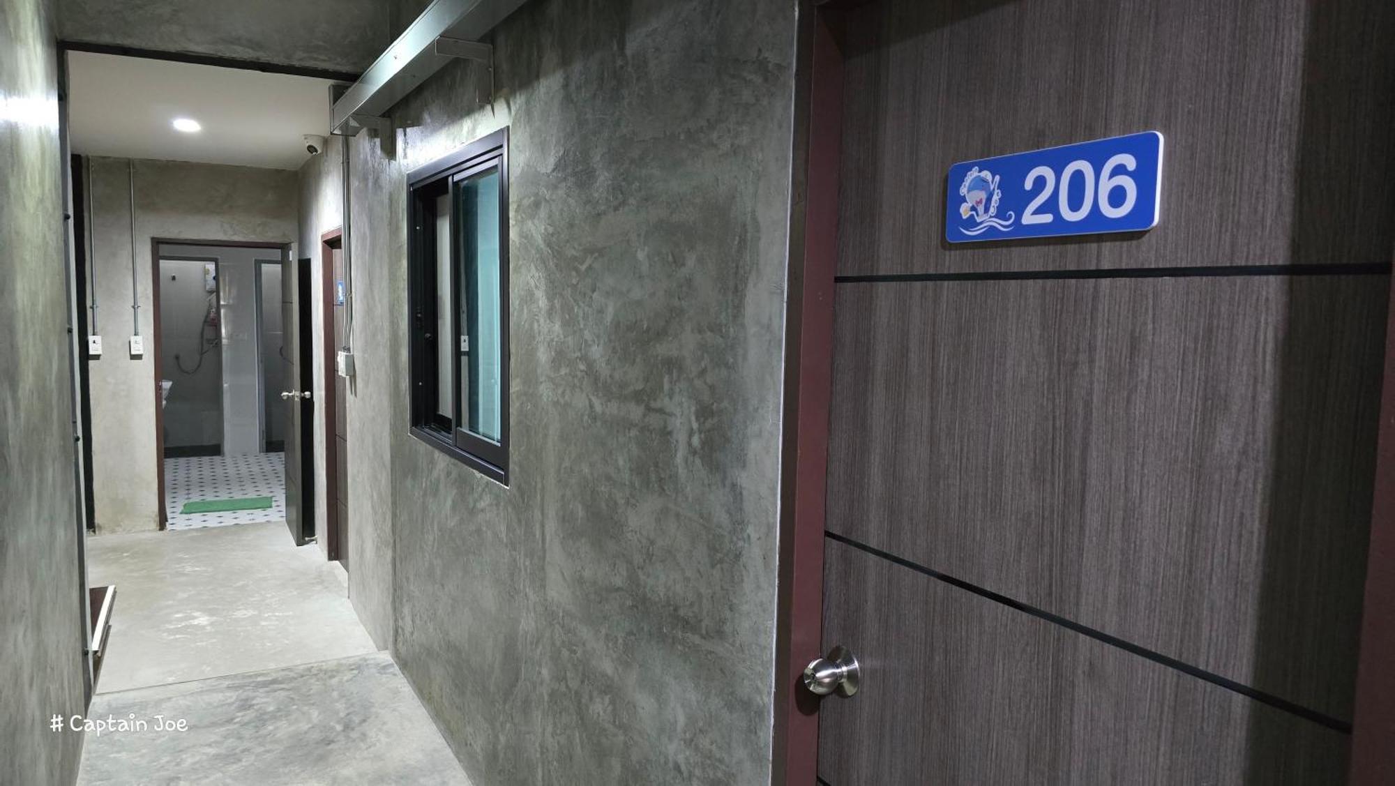 Captain Joe Cafe & Hostel Hua Hin Ngoại thất bức ảnh